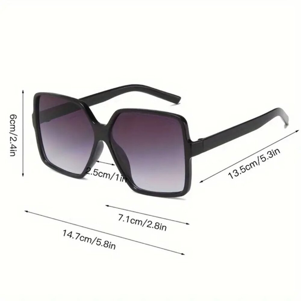 Stylish Black Oversized Sunglasses - Picture 3 of 6